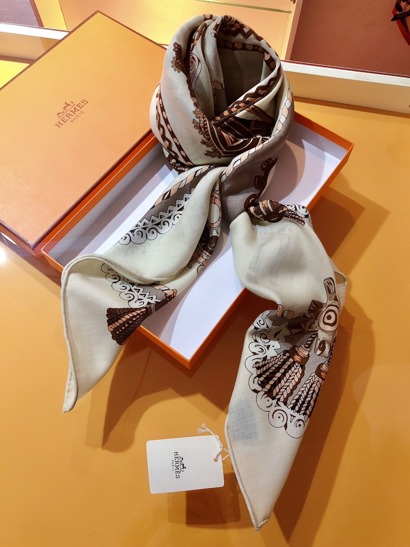 Hermes Scarf HJ01040