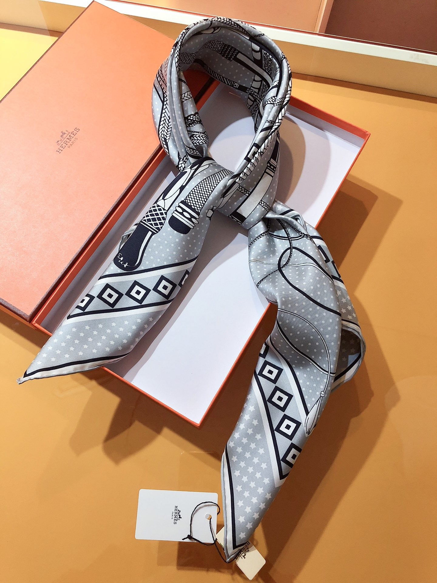 Hermes Scarf HJ00243