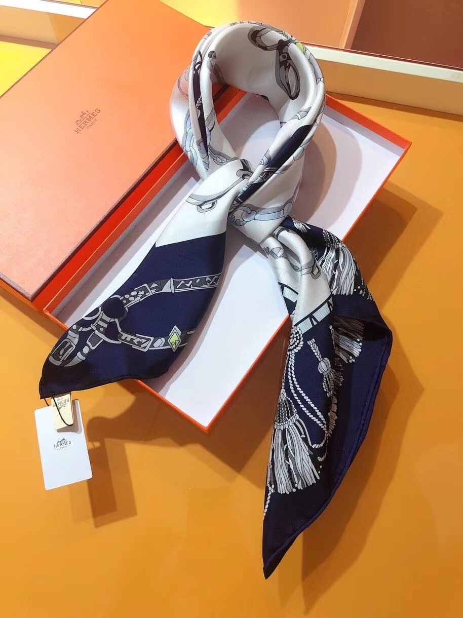 Hermes Scarf HJ00337
