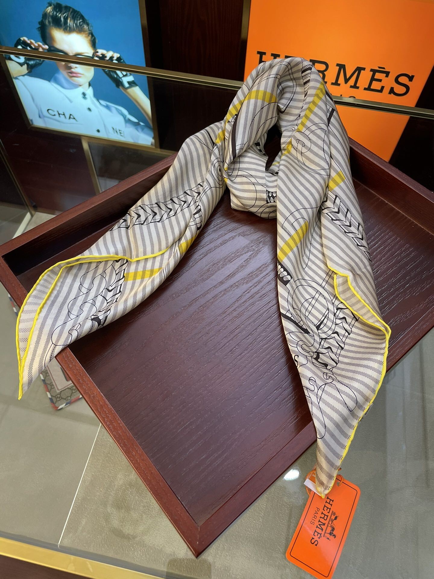 Hermes Scarf HJ00796
