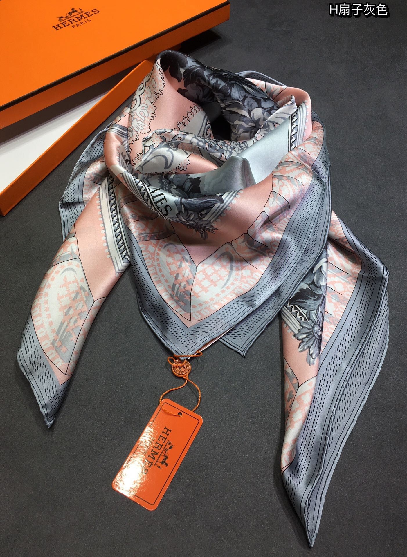 Hermes Scarf HJ00722